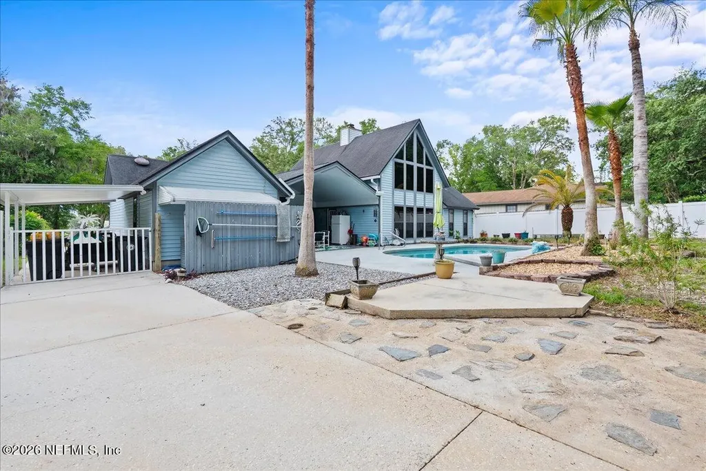 1048 Lake Asbury Drive Green Cove Springs FL 32043