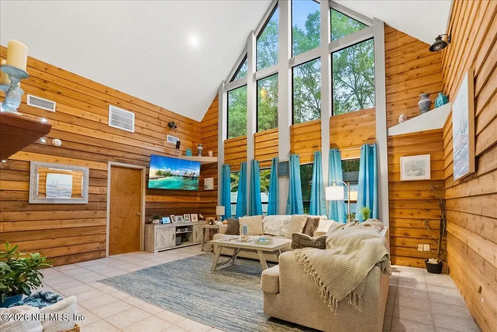 1048 Lake Asbury Drive Green Cove Springs FL 32043