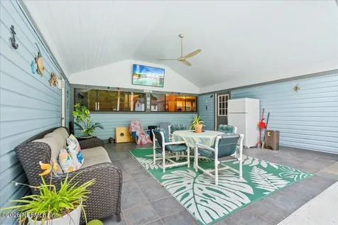 1048 Lake Asbury Drive Green Cove Springs FL 32043