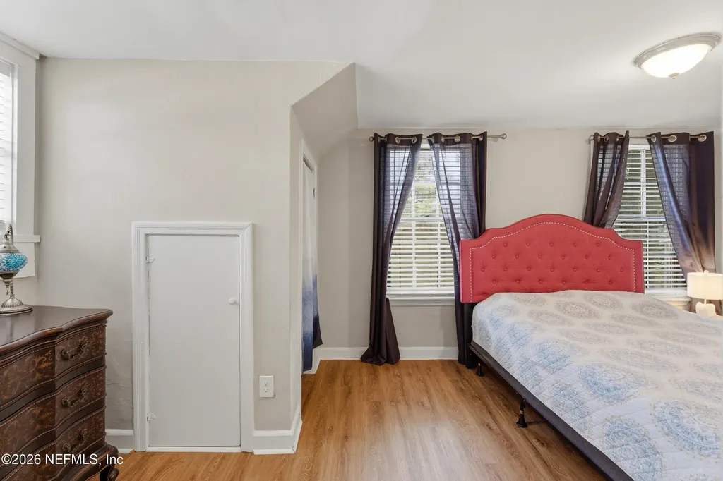 4518 Kingsbury Street Jacksonville FL 32205