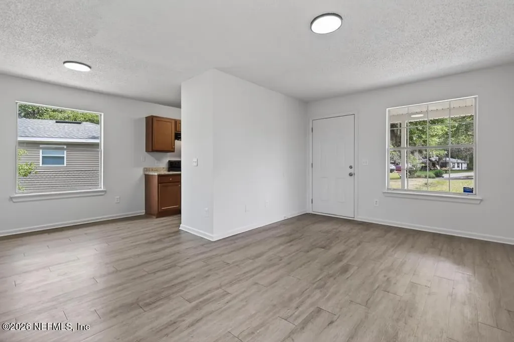 5328 Golf Forest Court Jacksonville FL 32208