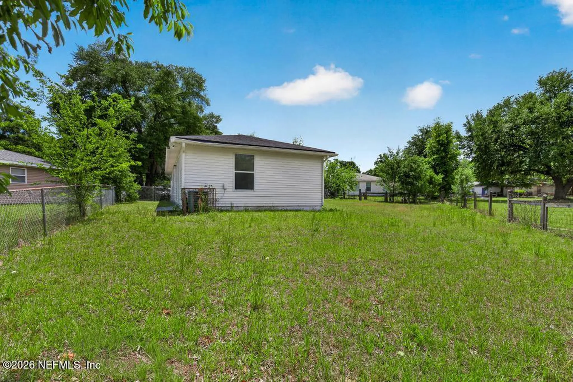 5328 Golf Forest Court Jacksonville FL 32208