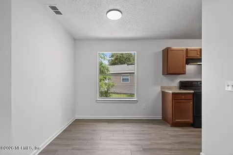 5328 Golf Forest Court Jacksonville FL 32208