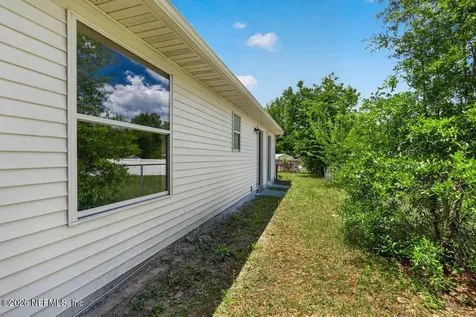 5328 Golf Forest Court Jacksonville FL 32208