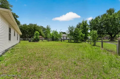 5328 Golf Forest Court Jacksonville FL 32208