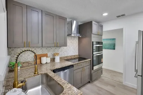 3021 Phyllis Street Jacksonville FL 32205
