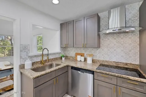 3021 Phyllis Street Jacksonville FL 32205