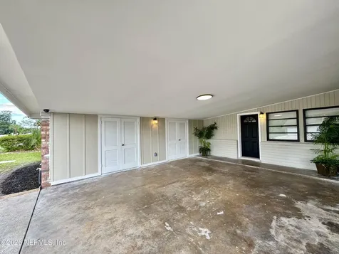 5414 Playa Way Jacksonville FL 32211