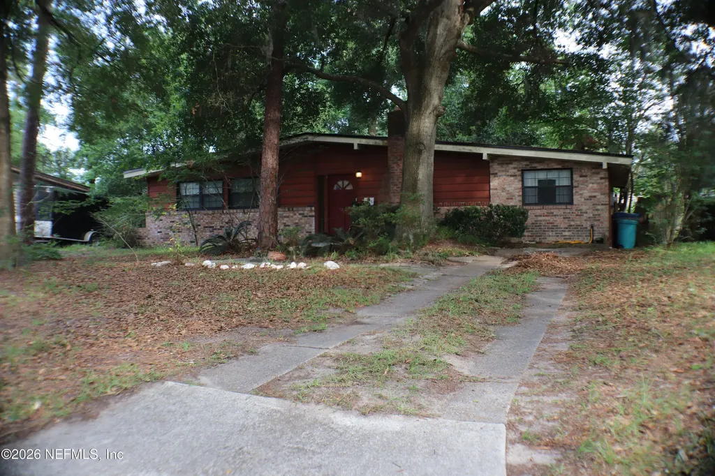 7046 Fontainebleau Jacksonville FL 32211