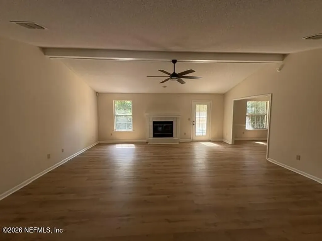 1614 Ponderosa Pine Drive E Jacksonville FL 32225