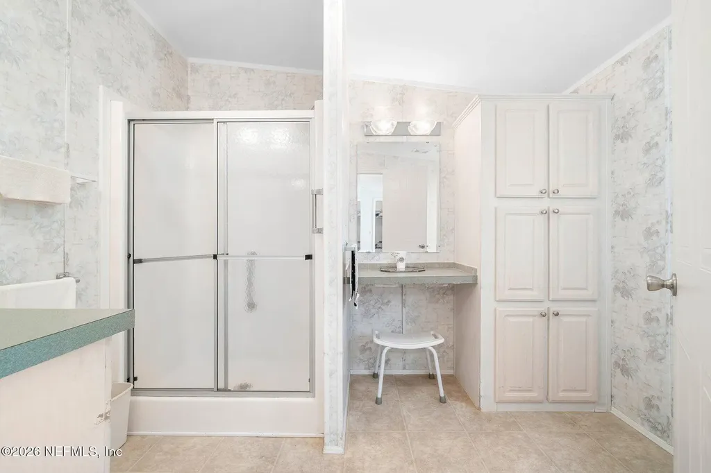 100 Mcgrady Lake Road Crescent City FL 32112