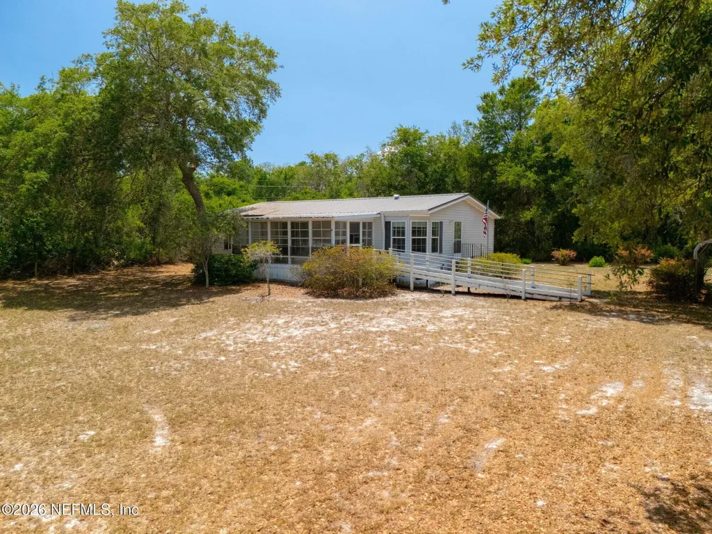100 Mcgrady Lake Road Crescent City FL 32112