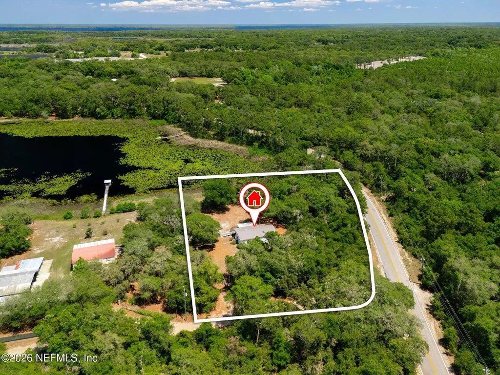 100 Mcgrady Lake Road Crescent City FL 32112