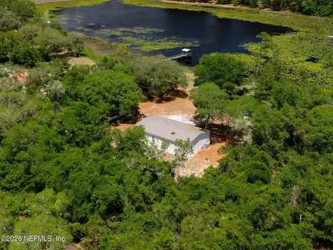 100 Mcgrady Lake Road Crescent City FL 32112