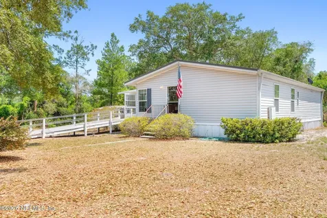 100 Mcgrady Lake Road Crescent City FL 32112