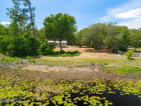 100 Mcgrady Lake Road Crescent City FL 32112