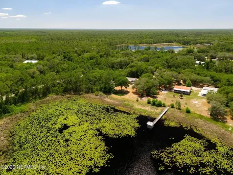 100 Mcgrady Lake Road Crescent City FL 32112