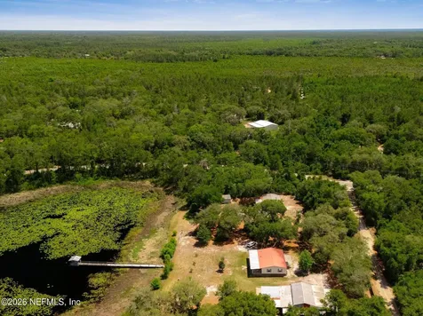 100 Mcgrady Lake Road Crescent City FL 32112