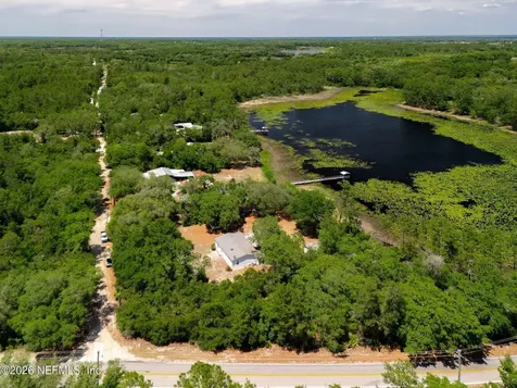 100 Mcgrady Lake Road Crescent City FL 32112
