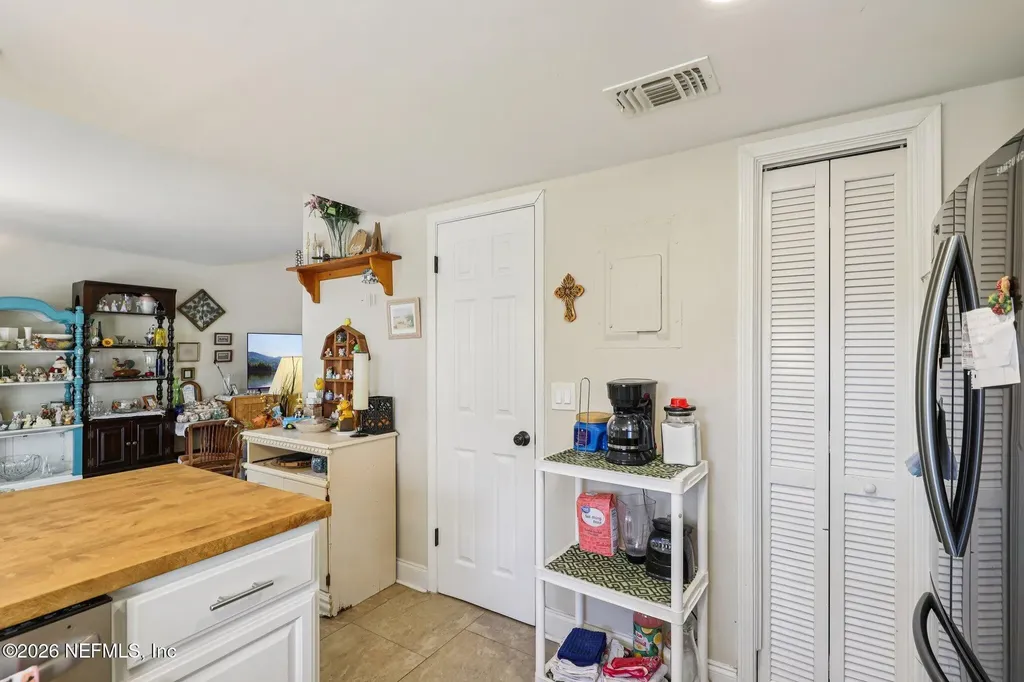 3517 Peeler Road Jacksonville FL 32277