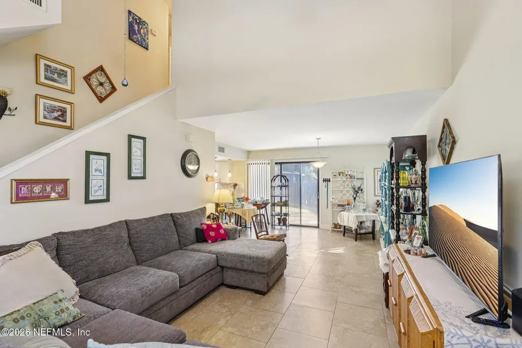 3517 Peeler Road Jacksonville FL 32277