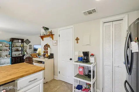3517 Peeler Road Jacksonville FL 32277