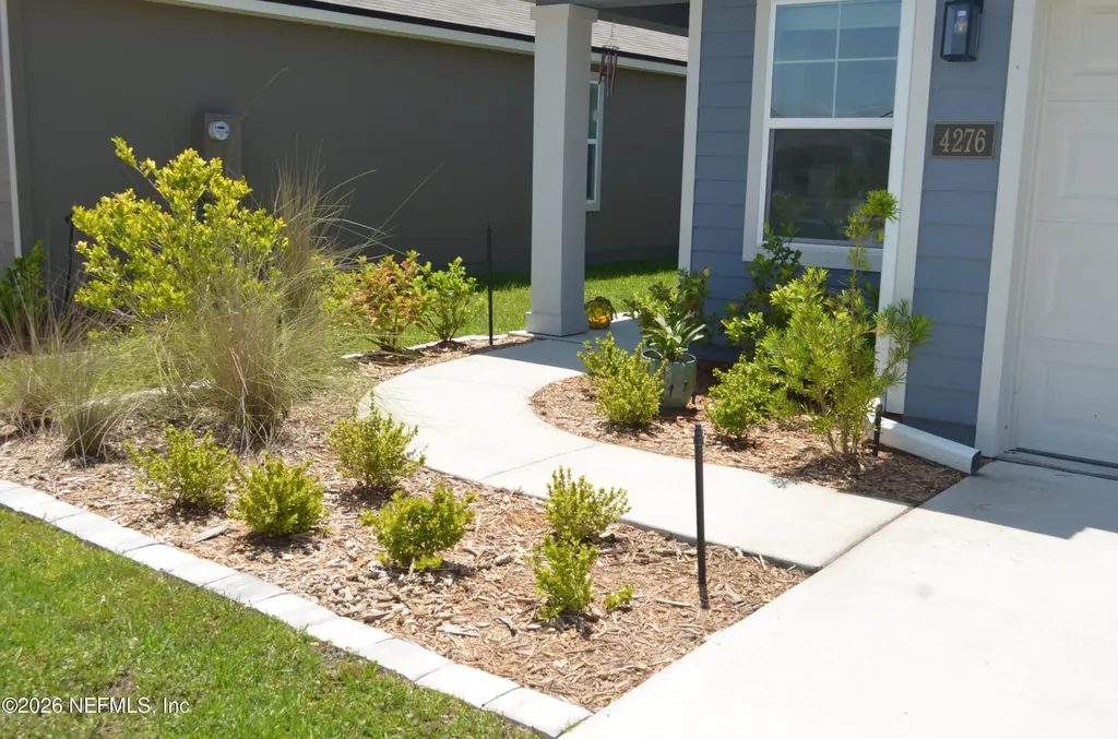 4276 Quaking Street Jacksonville FL 32218