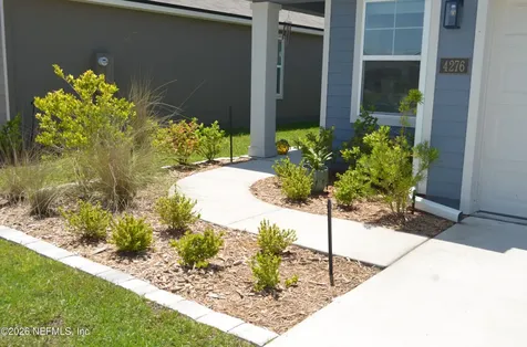 4276 Quaking Street Jacksonville FL 32218