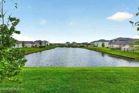 4276 Quaking Street Jacksonville FL 32218