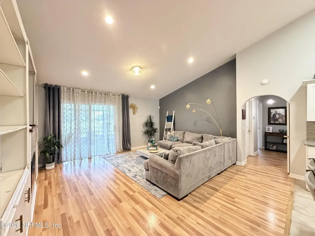 12460 Richfield Boulevard Jacksonville FL 32218