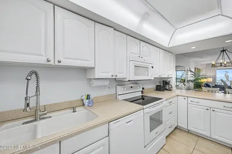 7520 Ridgewood Avenue Cape Canaveral FL 32920