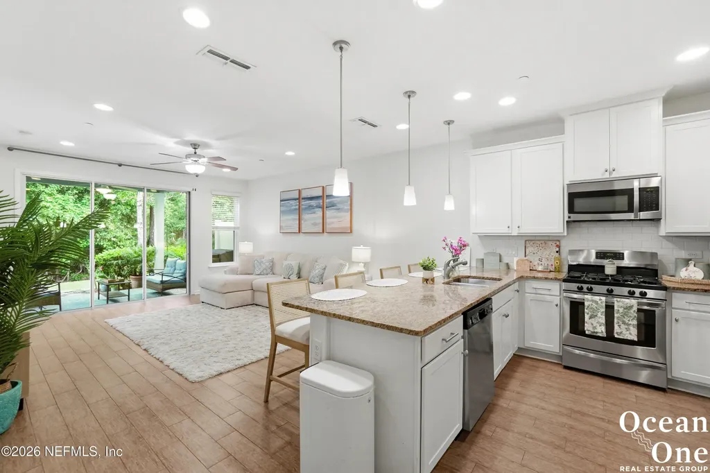 71 Canary Palm Court Ponte Vedra FL 32081
