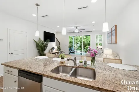 71 Canary Palm Court Ponte Vedra FL 32081