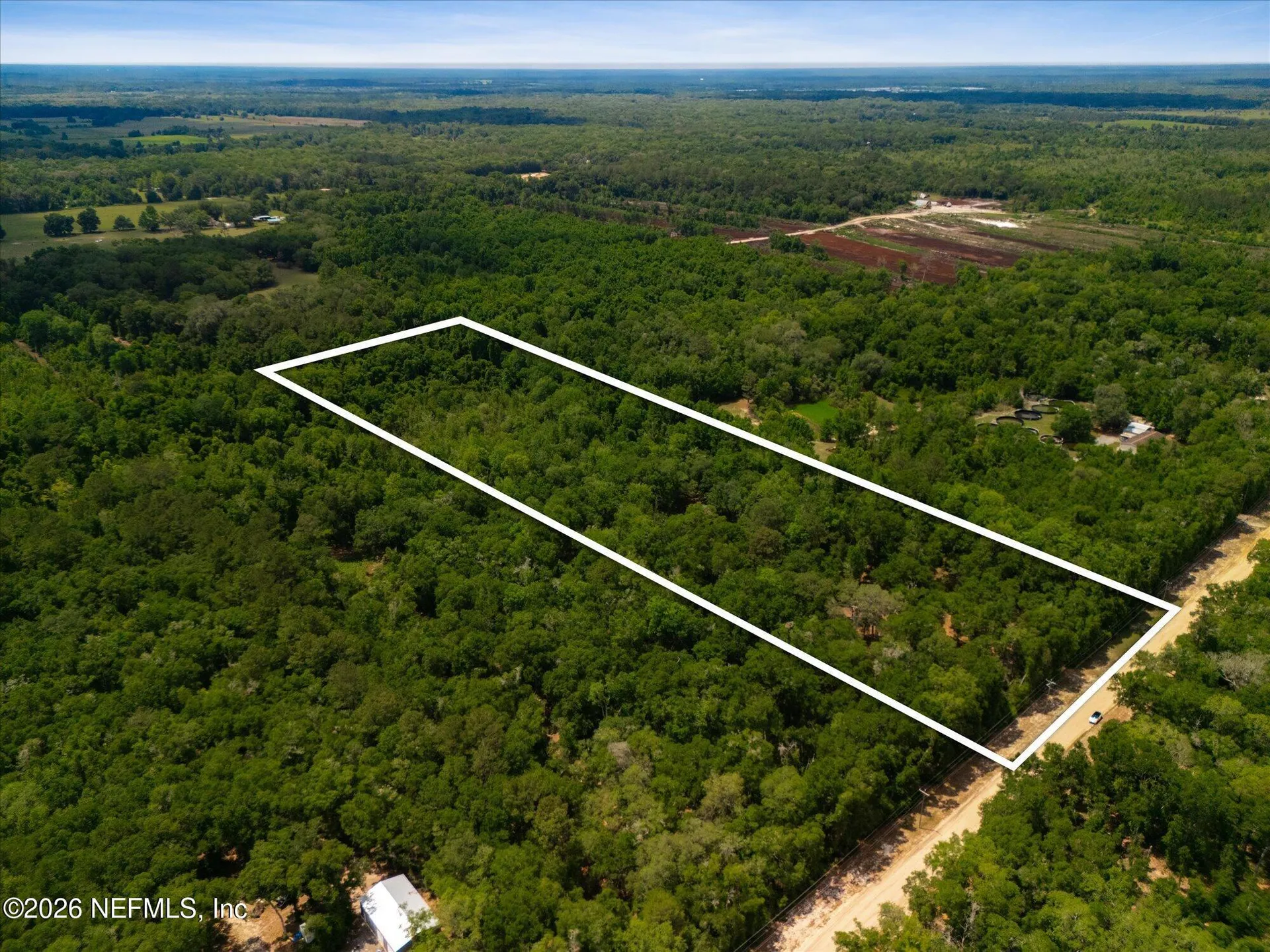 241 Indian Lakes Forest Road Florahome FL 32140