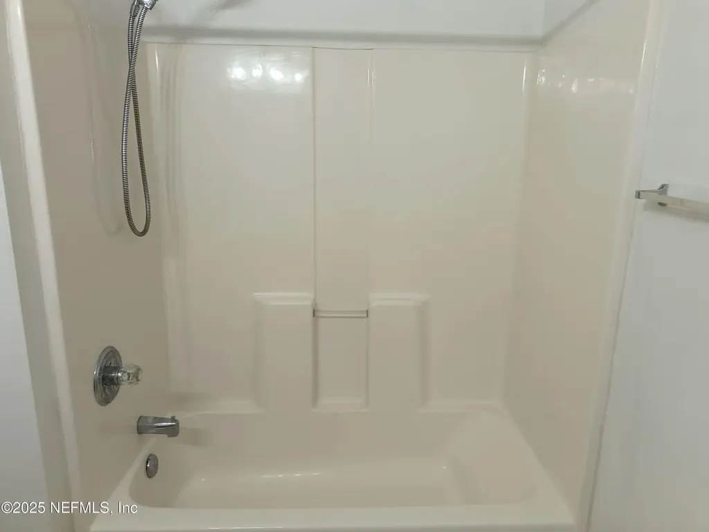 6112 Maggies Circle Jacksonville FL 32244