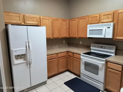 6112 Maggies Circle Jacksonville FL 32244