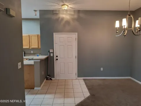 6112 Maggies Circle Jacksonville FL 32244