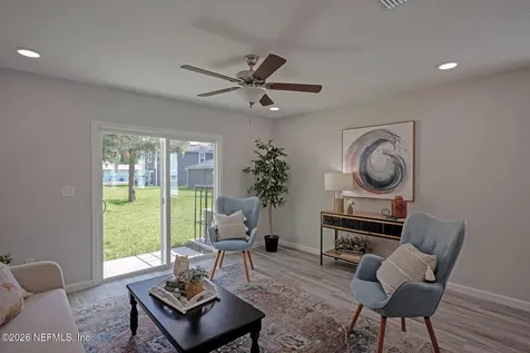 3247 Pine Avenue Jacksonville FL 32218