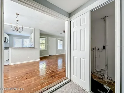 3323 Post Street Jacksonville FL 32205