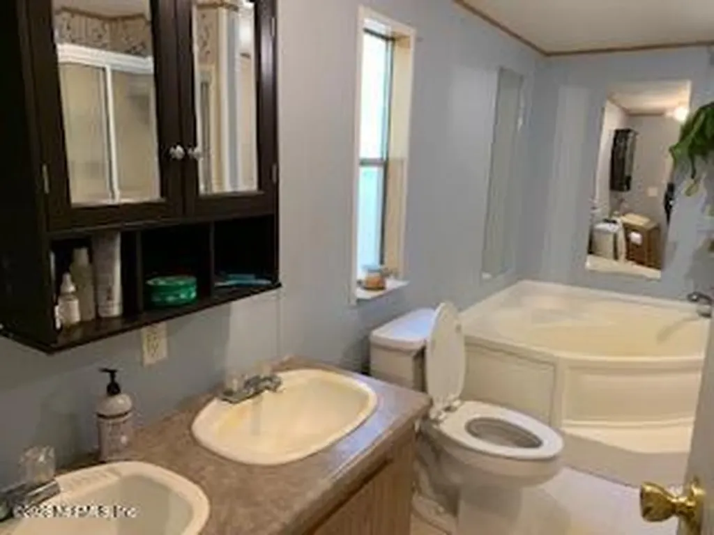 115 Greer Lane Hawthorne FL 32640