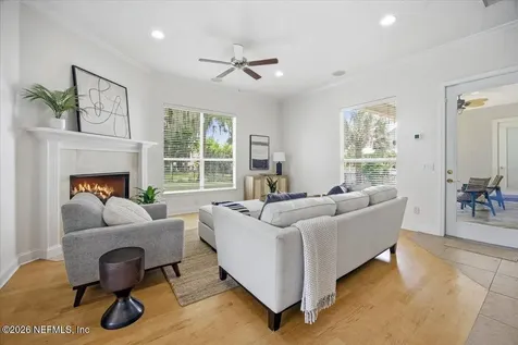 2762 Seagate Avenue Jacksonville Beach FL 32250