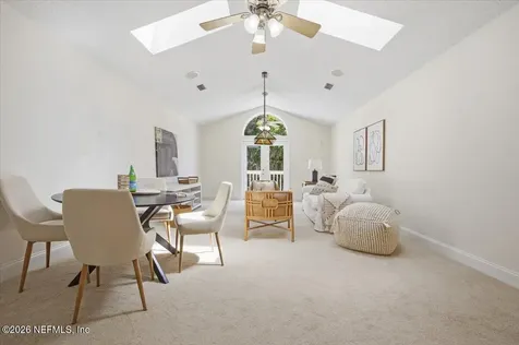 2762 Seagate Avenue Jacksonville Beach FL 32250