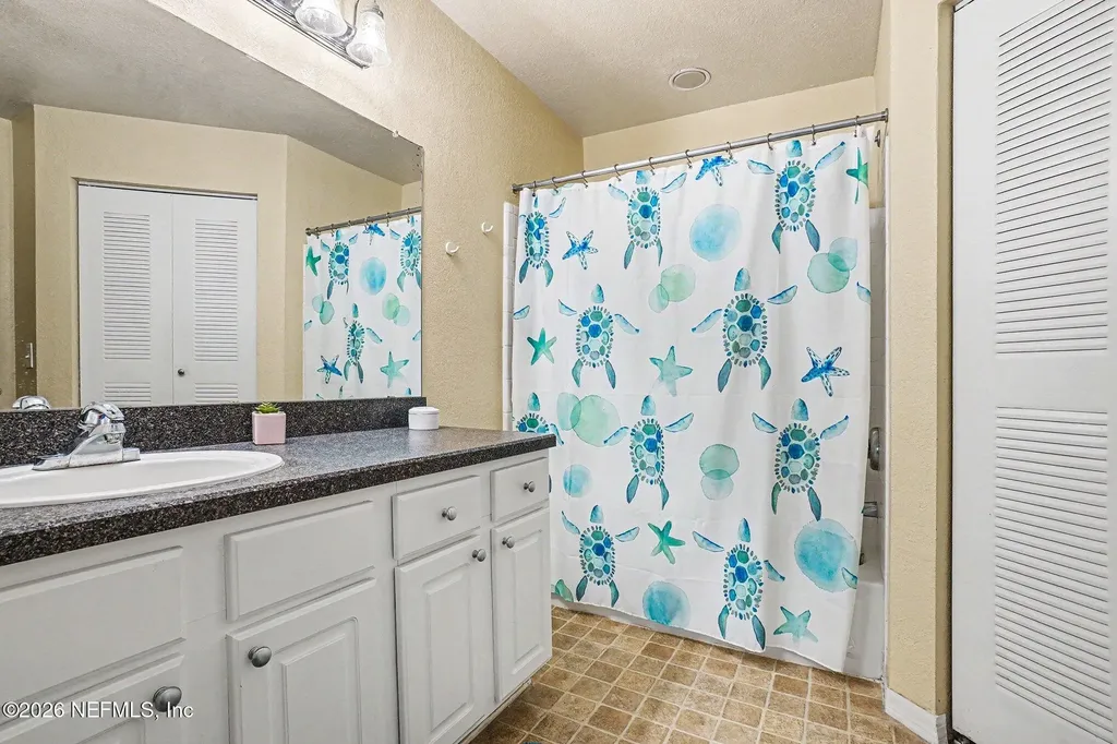 13703 Richmond Park Drive N Jacksonville FL 32224