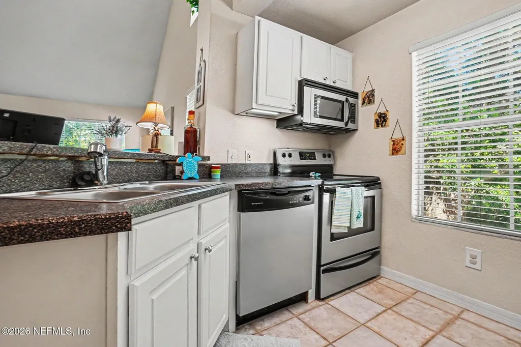 13703 Richmond Park Drive N Jacksonville FL 32224
