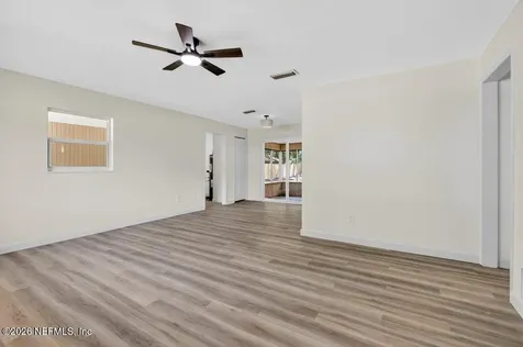 133 Magnolia Avenue E East Palatka FL 32131