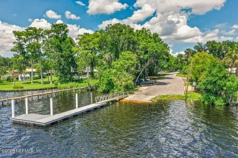 133 Magnolia Avenue E East Palatka FL 32131