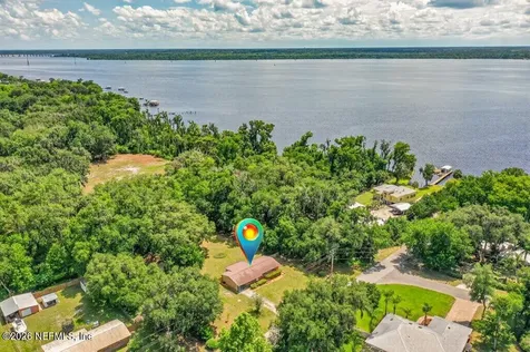 133 Magnolia Avenue E East Palatka FL 32131
