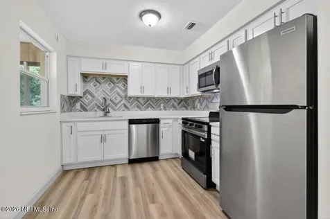 133 Magnolia Avenue E East Palatka FL 32131