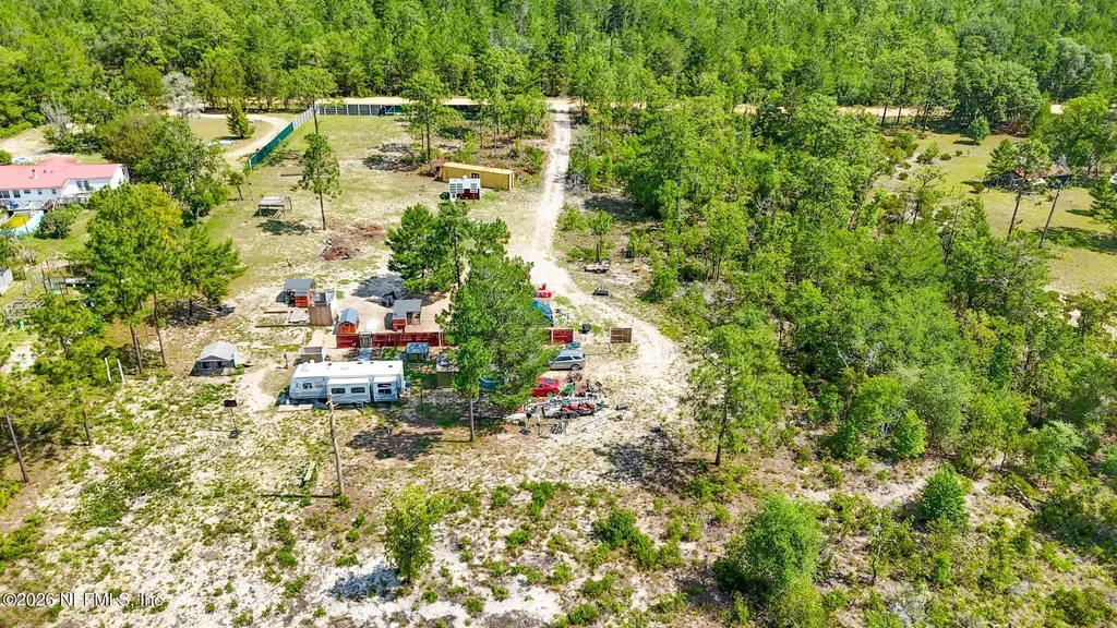229 Poinciana Drive Interlachen FL 32148
