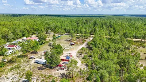 229 Poinciana Drive Interlachen FL 32148